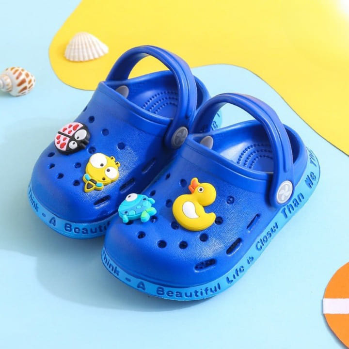 Chinelo Nuvem Infantil + Acessórios Inclusos (BRINDES)