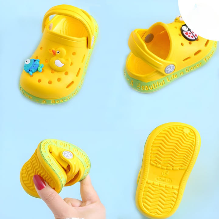 Chinelo Nuvem Infantil + Acessórios Inclusos (BRINDES)